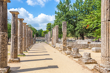 Peloponissos-Ancient Olympia - Naos tou Dia