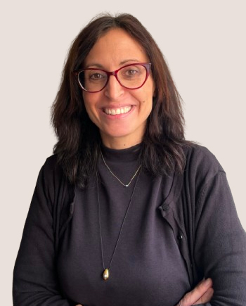 A&theta;&eta;&nu;ά &Mu;&epsilon;&lambda;&epsilon;&nu;&tau;ή