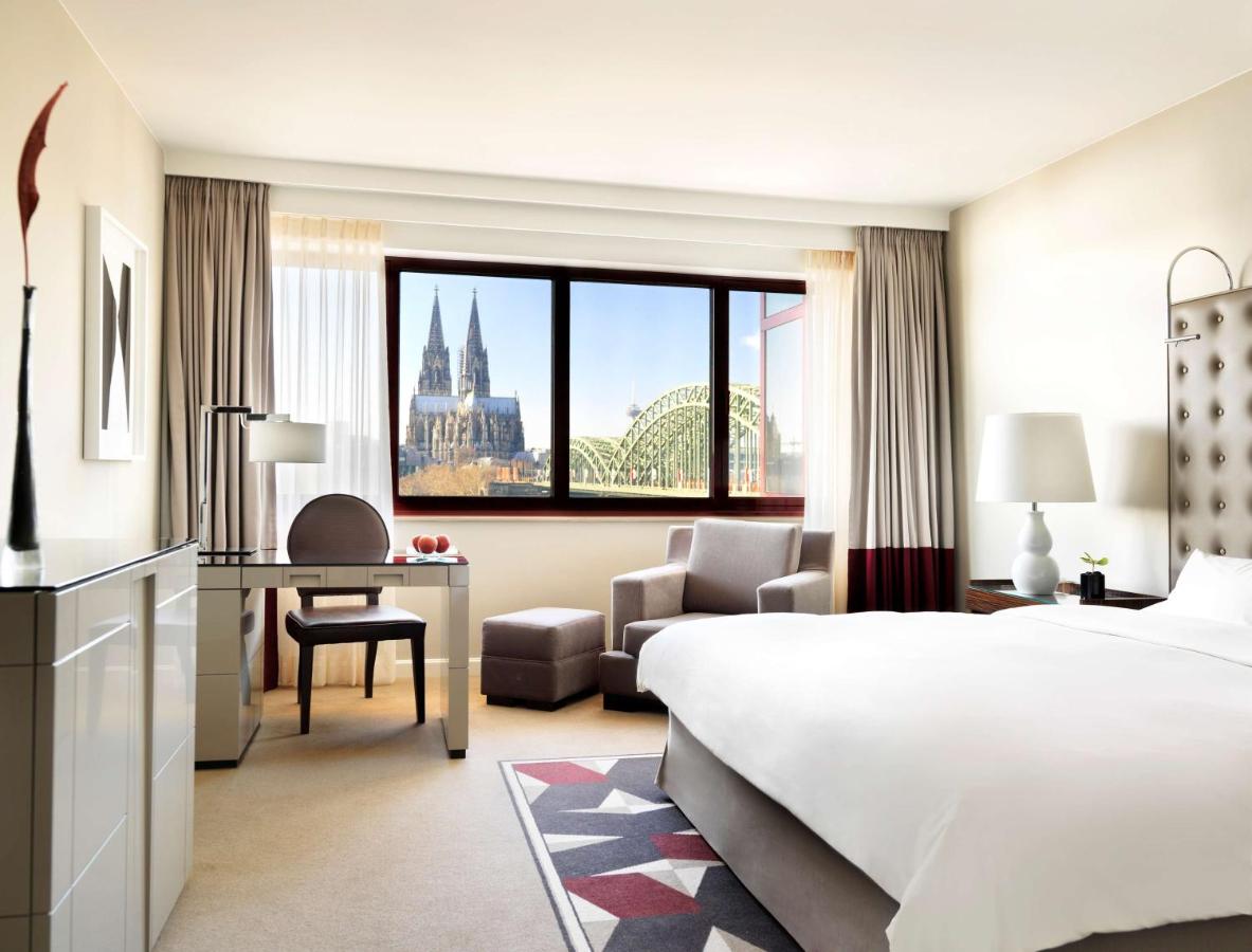 Hyatt Regency Köln, 5*  Hyatt Regency Köln, 5*