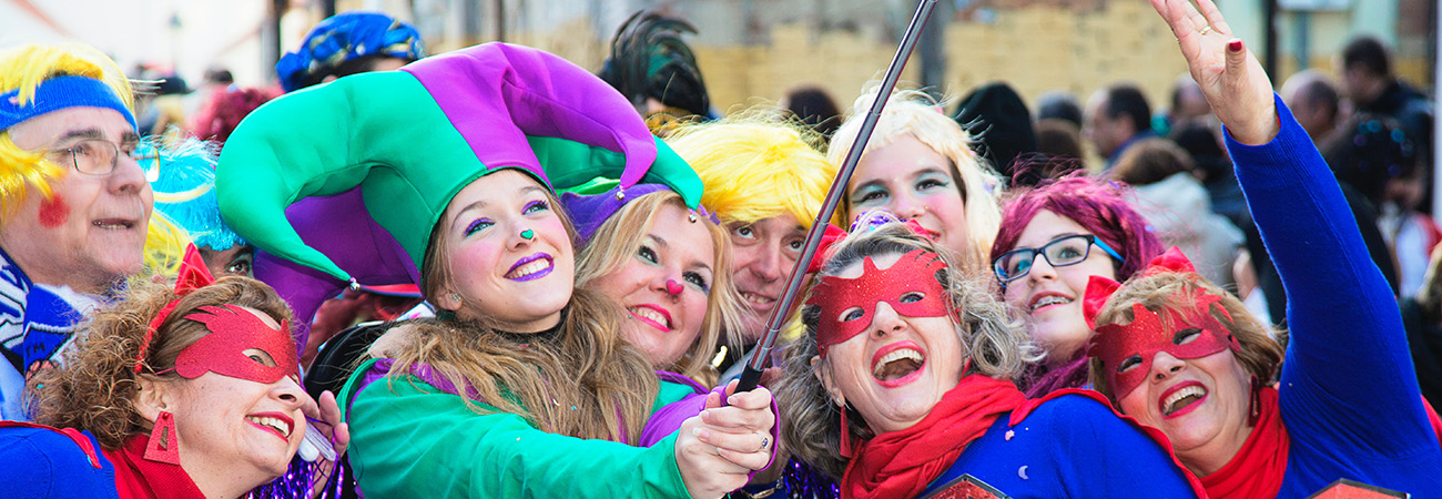  &Kappa;&alpha;&sigma;&tau;&omicron;&rho;&iota;ά - &Kappa;&omicron;&zeta;&alpha;&nu;ί&tau;&iota;&kappa;&omicron; &Kappa;&alpha;&rho;&nu;&alpha;&beta;ά&lambda;&iota; [4 &eta;&mu;.] 