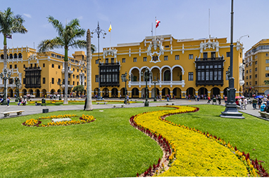 Peru-Lima-Plaza de Armas