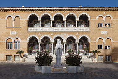 Cyprus-Nicosia-Αρχιεπισκοπικό Μέγαρο