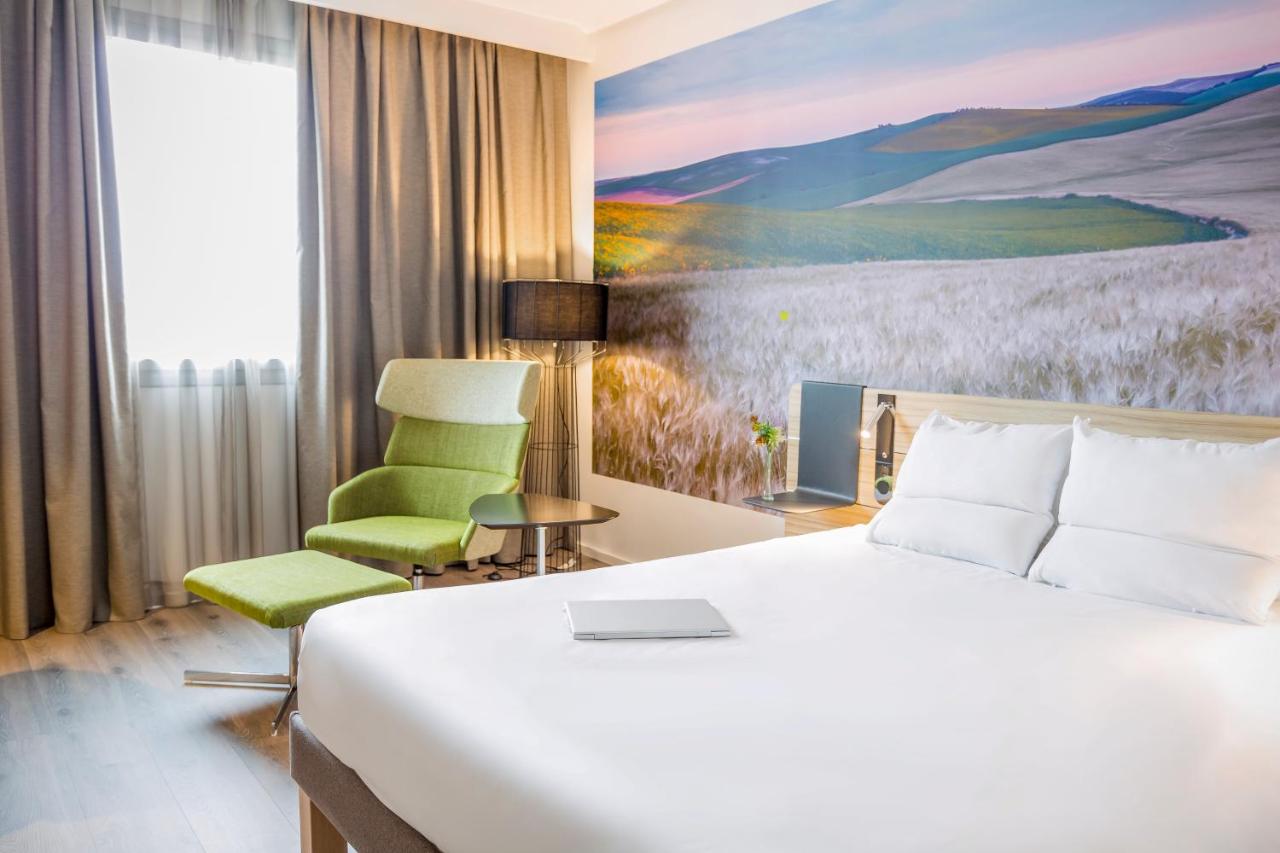 Novotel Sevilla, 4* Novotel Sevilla, 4*