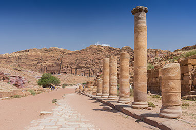Jordan-Petra-Colonnaded Street