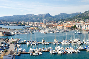 France-Toulon-Bόλτα στο λιμάνι