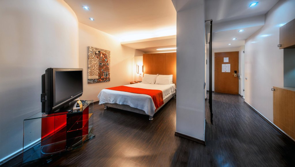 Capsis Hotel, 4*