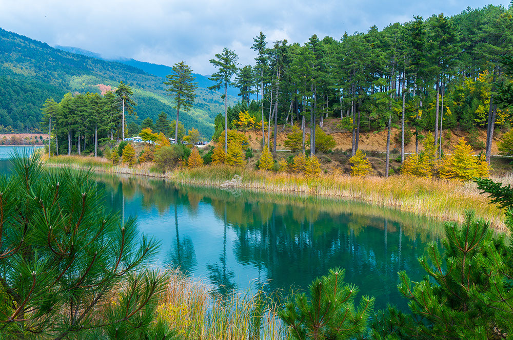 Doxa lake AdobeStock 183107531