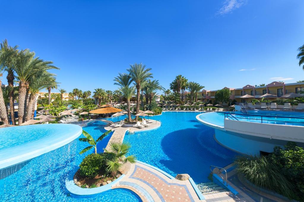 Atrium Palace 2