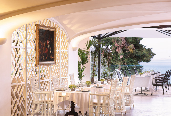 Grecotel eva palace 8